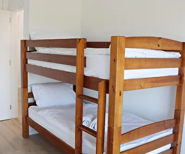 Вілла Vivenda Geminada Com Piscina A 10 Minutos A Pe Da Praia, By Qozzy Портіман