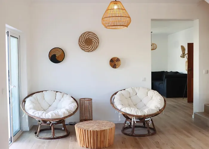 Vivenda Geminada Com Piscina A 10 Minutos A Pe Da Praia, By Qozzy * Портіман