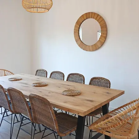 Vivenda Geminada Com Piscina A 10 Minutos A Pe Da Praia, By Qozzy Вилла