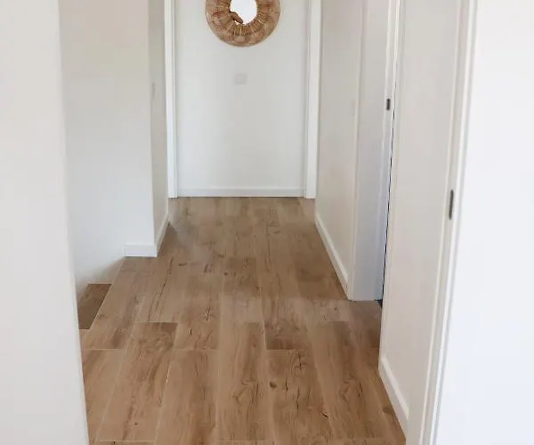 Villa Vivenda Geminada Com Piscina A 10 Minutos A Pe Da Praia, By Qozzy *